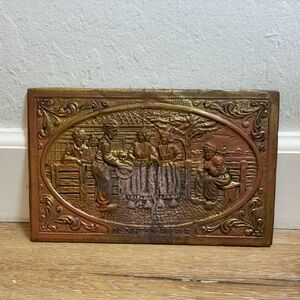 Vintage Dutch Brass Wall Plaque “De Dorpsomroeper” Made in Holland 10”